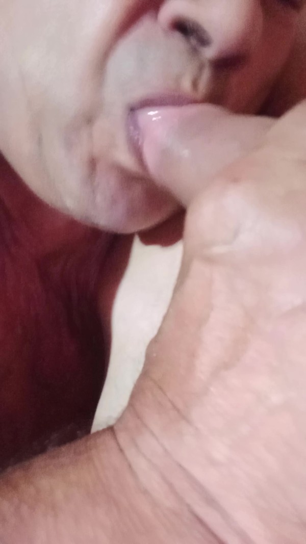 Foto 3 del Relato erotico: Aquel muchacho mi chofer me hizo suya